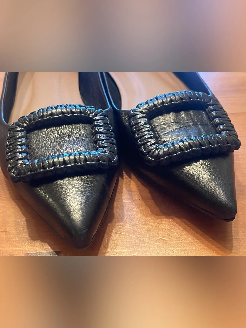 Aquatalia Jena Black Leather Pointed Toe Flats Shoes Buckle Accent Sz 8.5-9